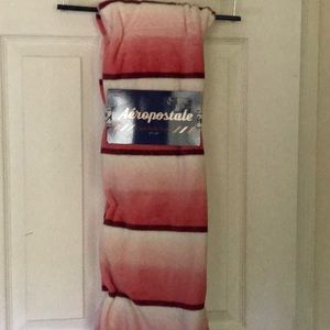 Aeropostale plush throw 50”x60”